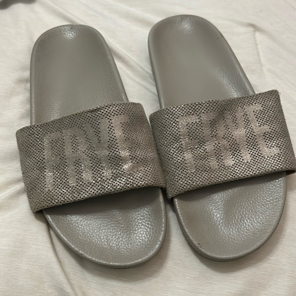 Frye slides women’s sz 8